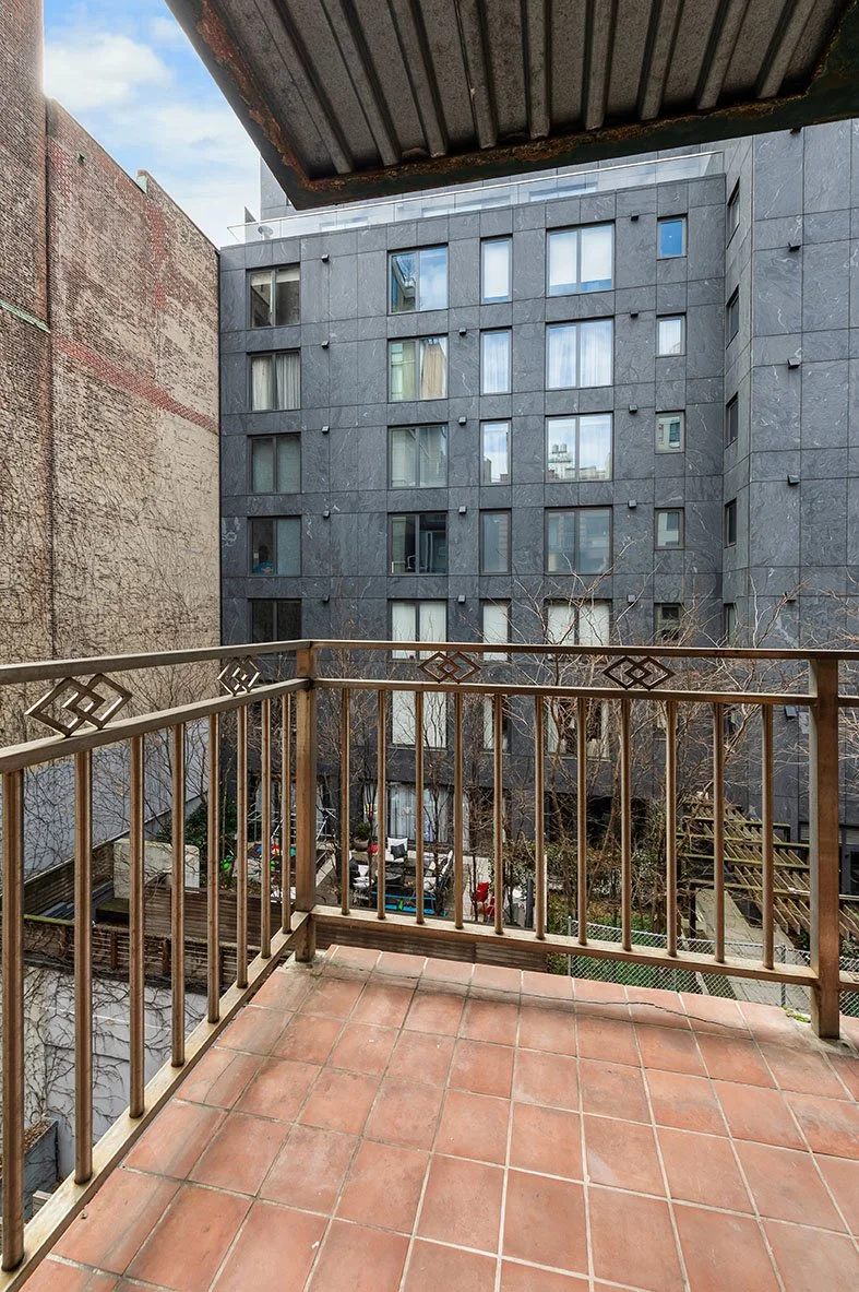 the-chelsea-grand-balcony.jpg