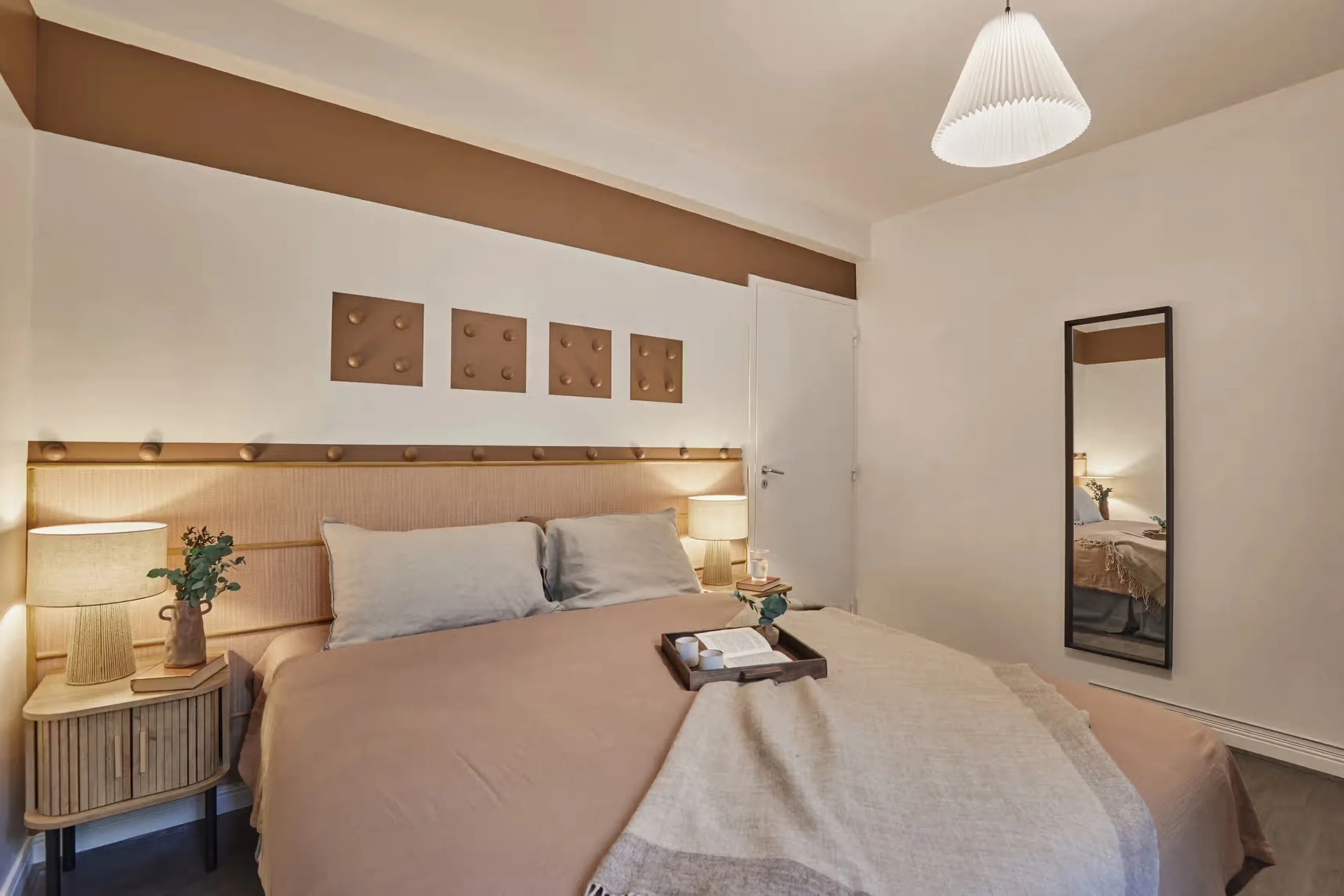 dauphine-quarters-2 bed-9.jpeg