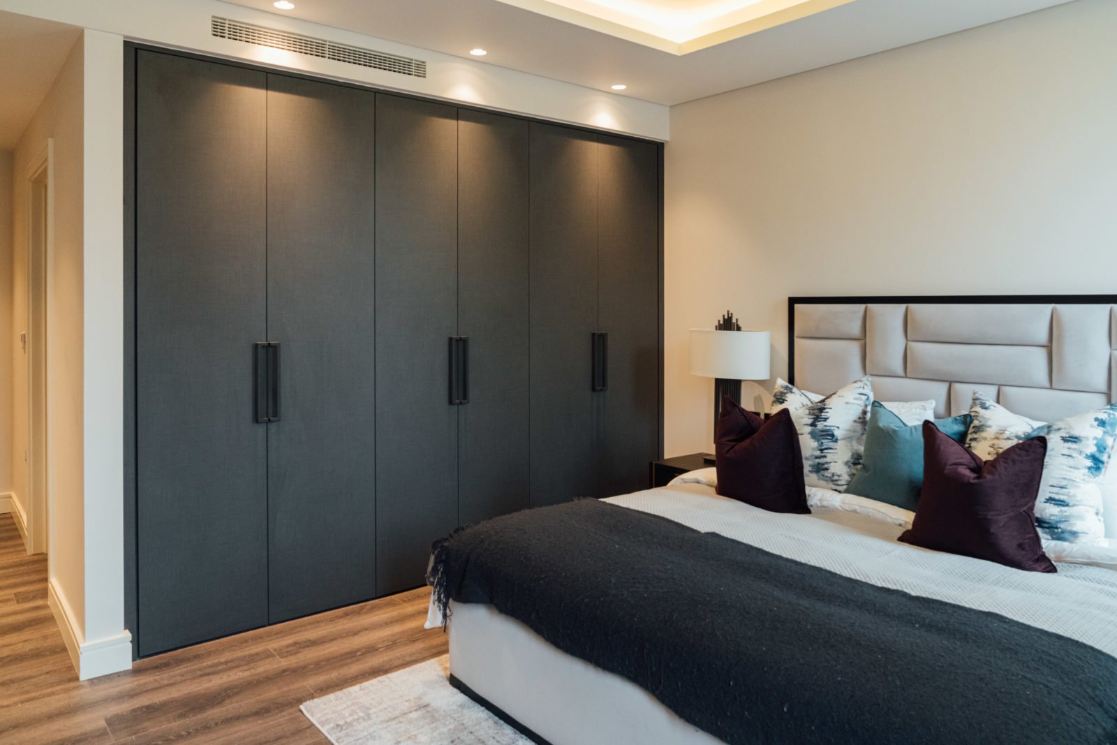 the-holland-park-heights-2 bed-13.jpg