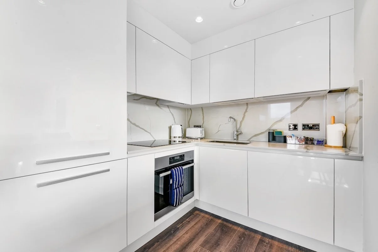 the-holland-park-heights-1 bed balcony-8.jpg