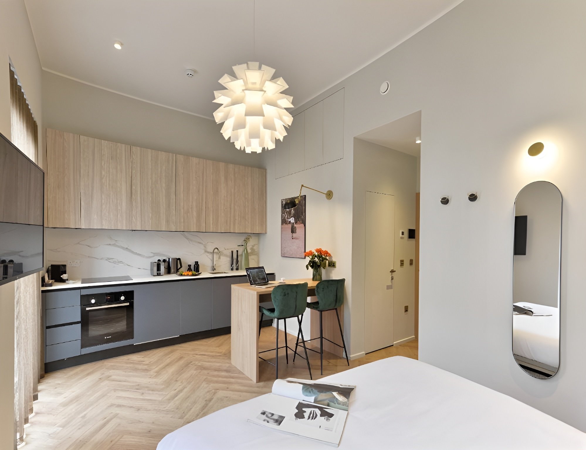 foulis-residence-deluxe-studio-3.jpg