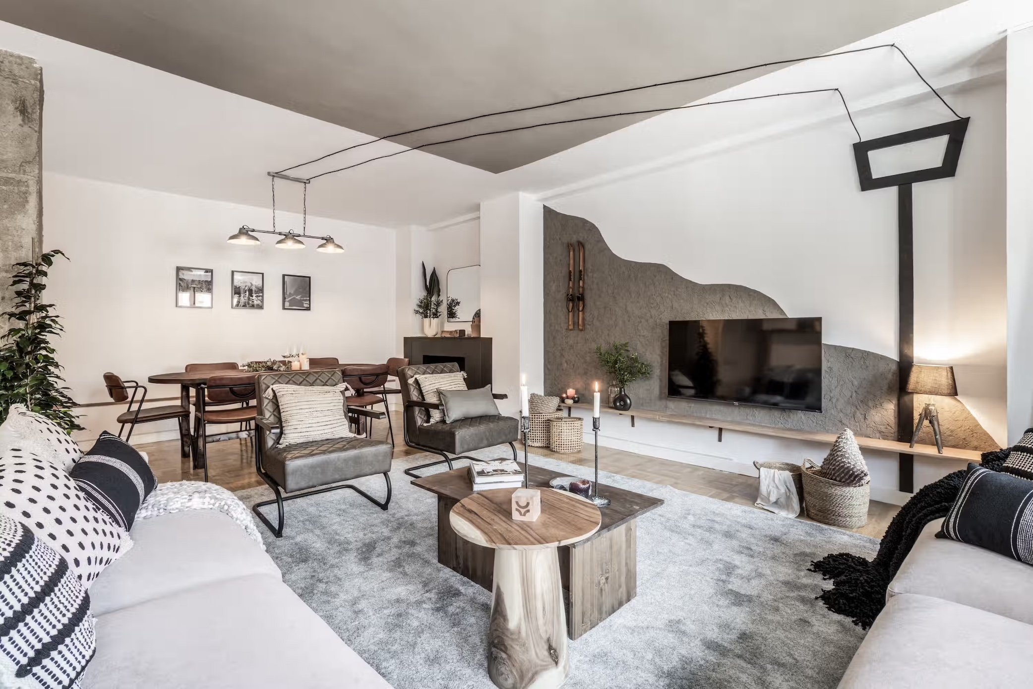 the-almagro-quarter-4 bed-2.jpeg