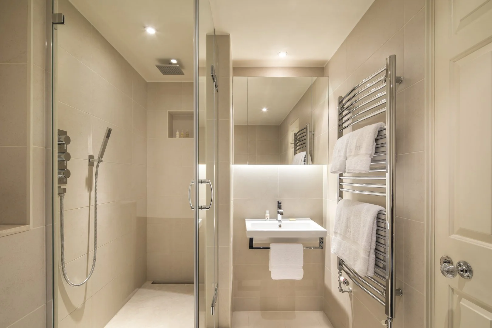 rose-garden-residences-2bed-quality-6.jpg