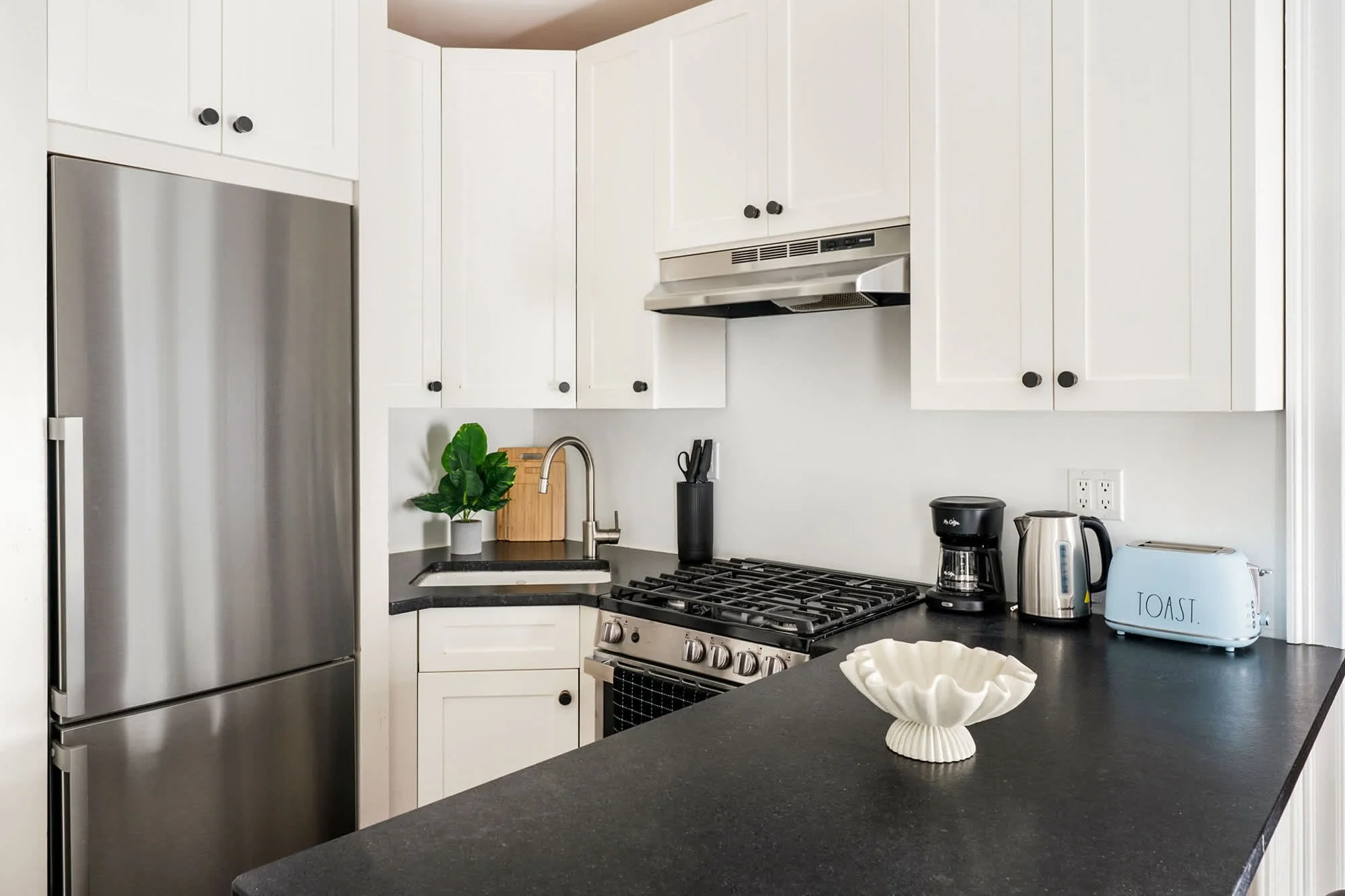 greenwich-heights-studio-12.jpg