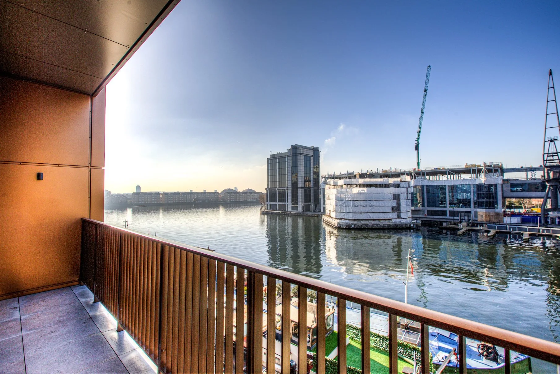 canary-wharf-riverside-2 bed-9.jpg