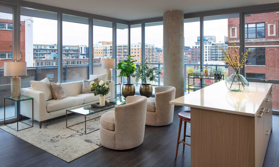 the-west-loop-gem-1 bed-4.png