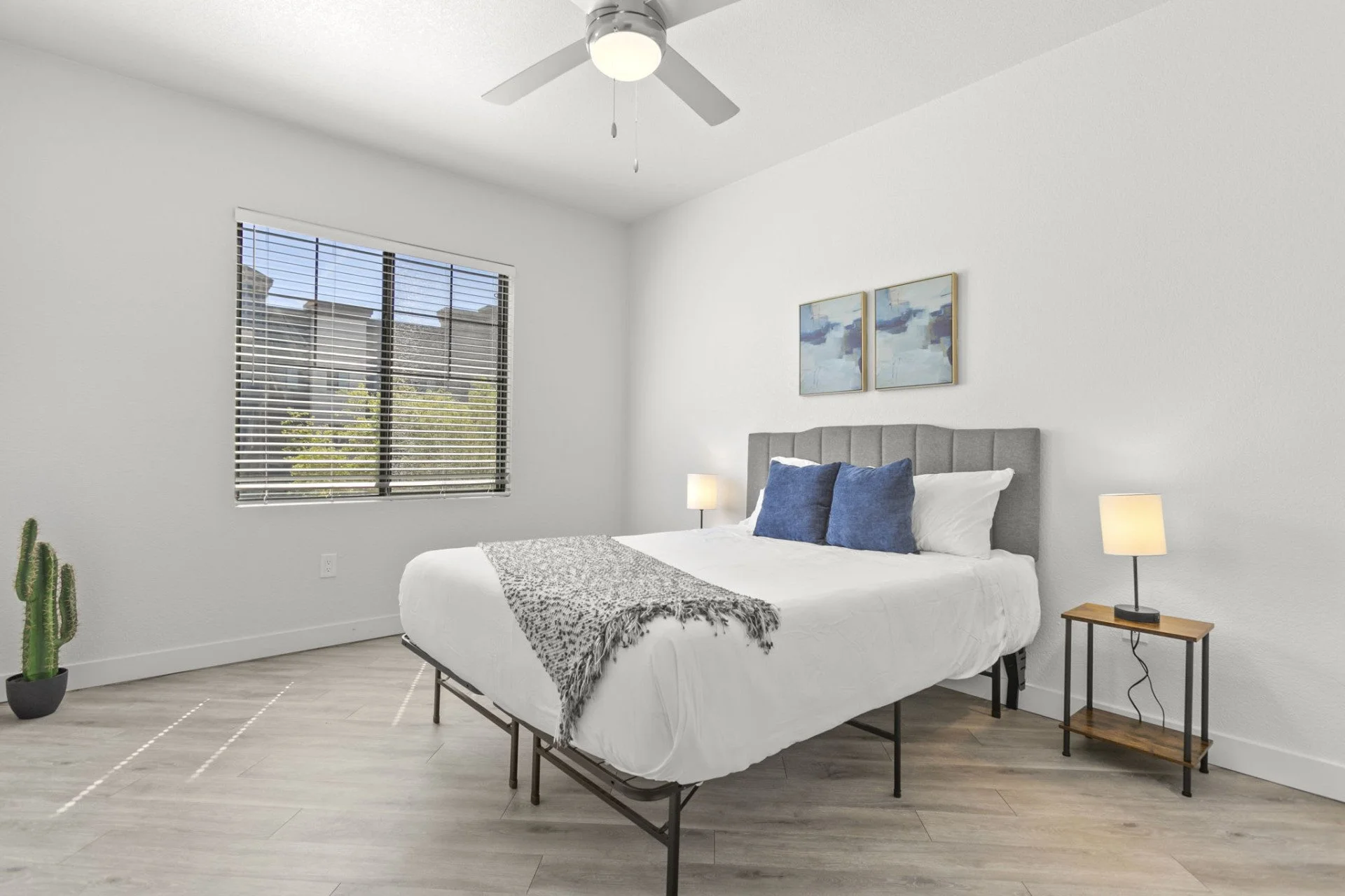 cabela-residences-2 bed5.jpg