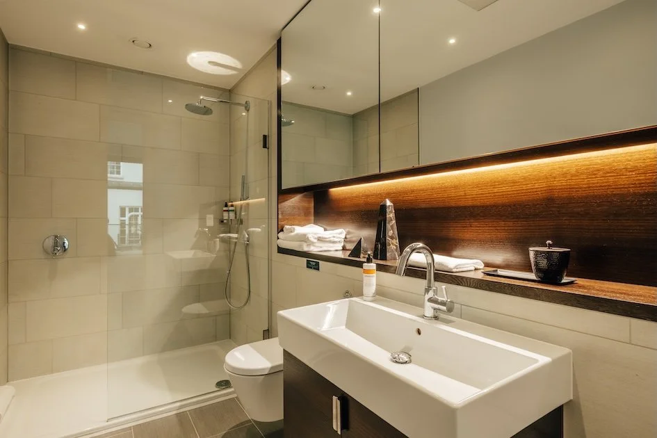 three-king-mayfair-2 bed-14.jpg