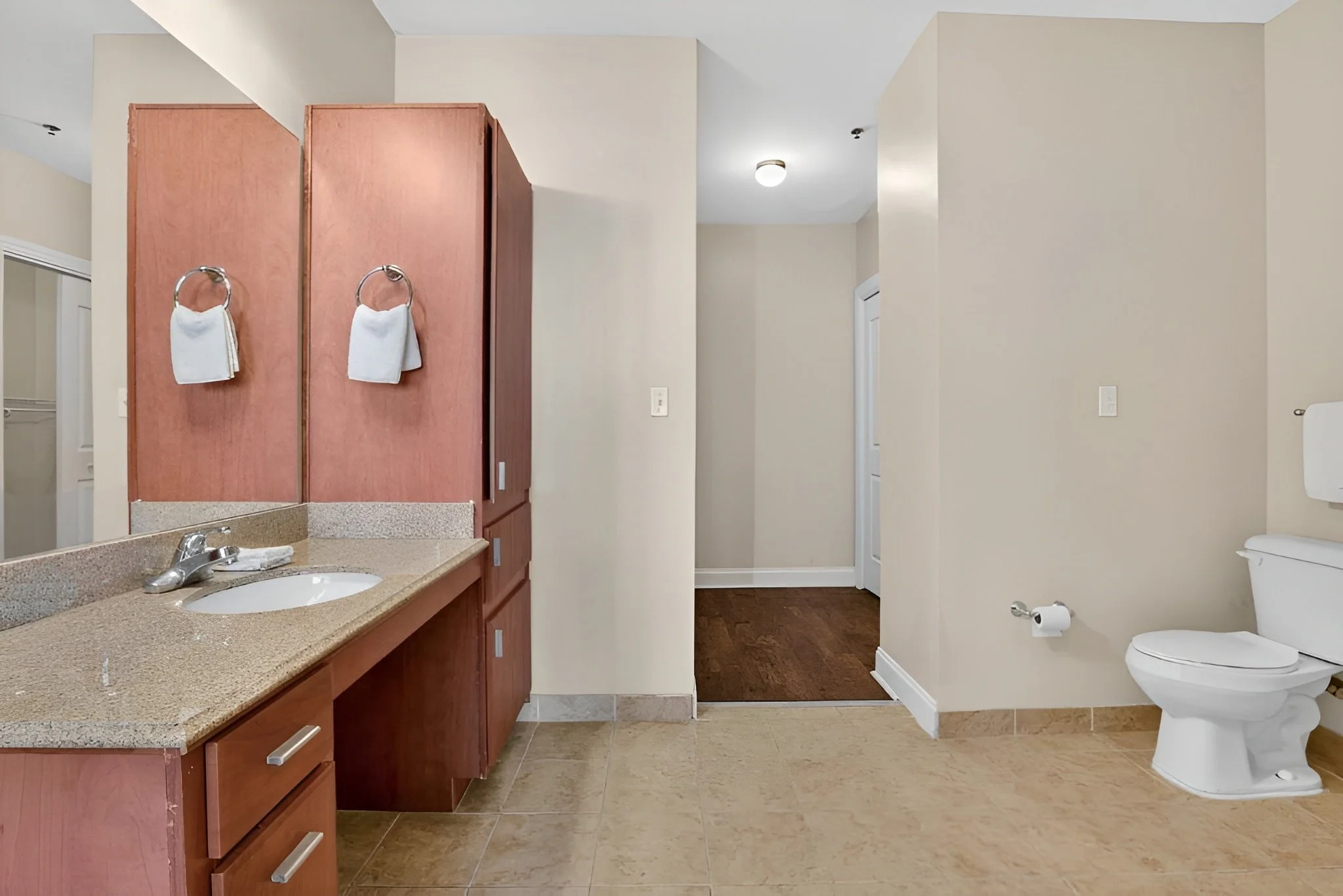 new-orleans-views-1bed-7.jpg