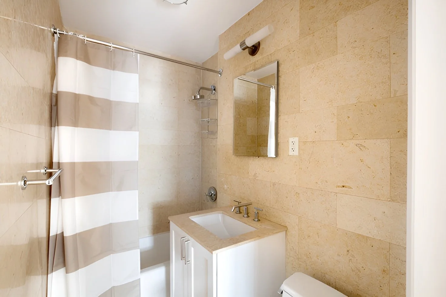 the-lincoln-gem-2 bed-8.jpg