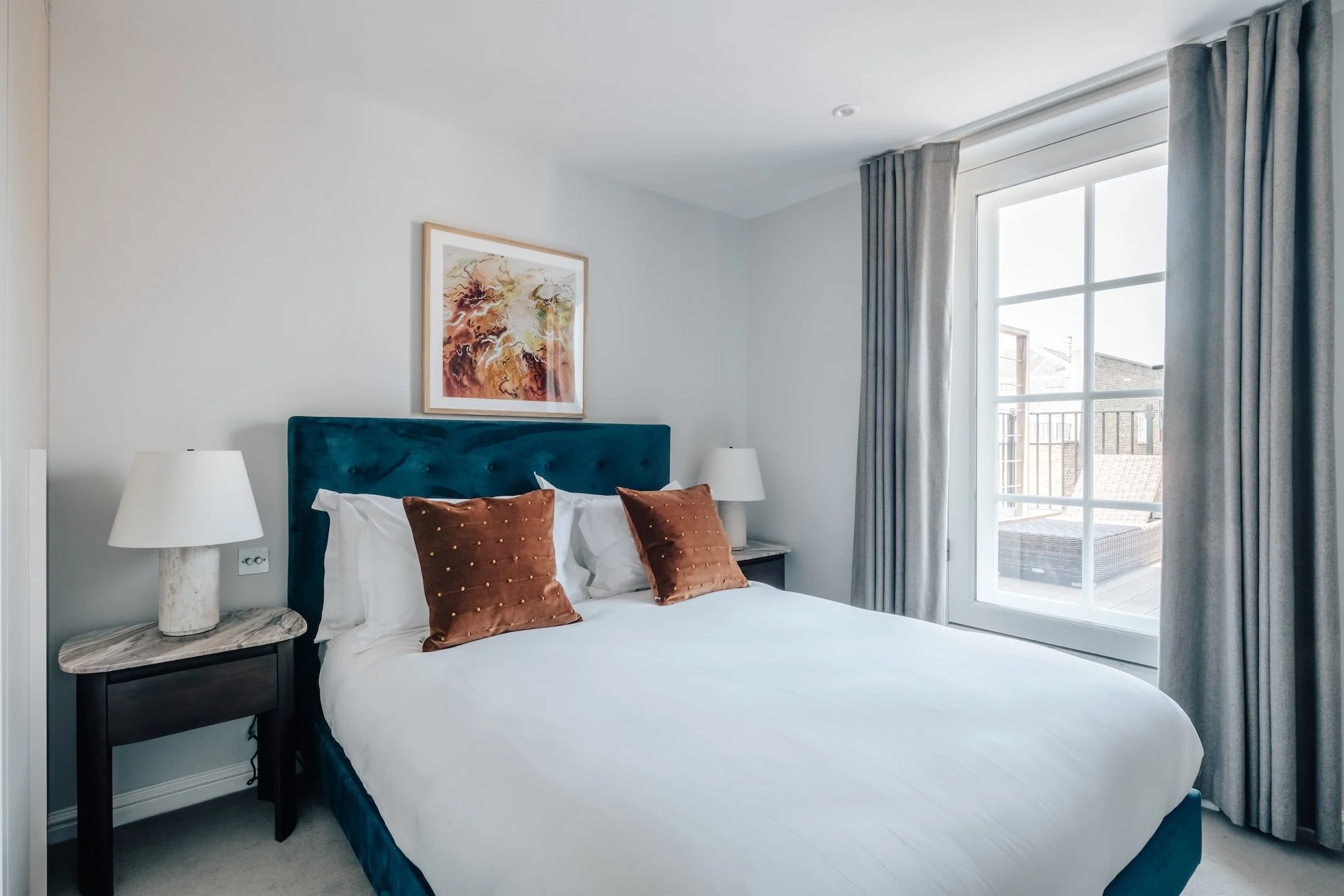 the-sloane-sq-gem-2 bed - 3.jpg