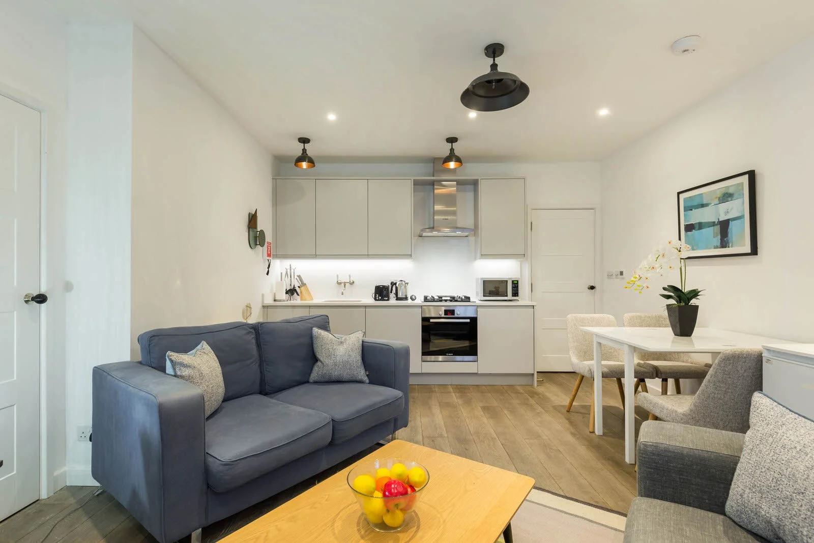 Captain's Quarters Luxury Fitzrovia Apartments to Rent
