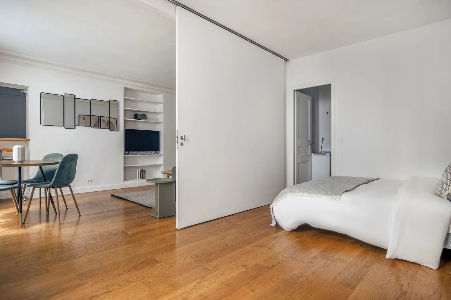 louvre-quarters-1bed- (2).jpg