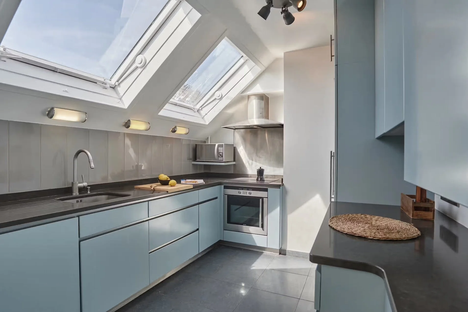 exelmans-views-3 bed-5.jpeg