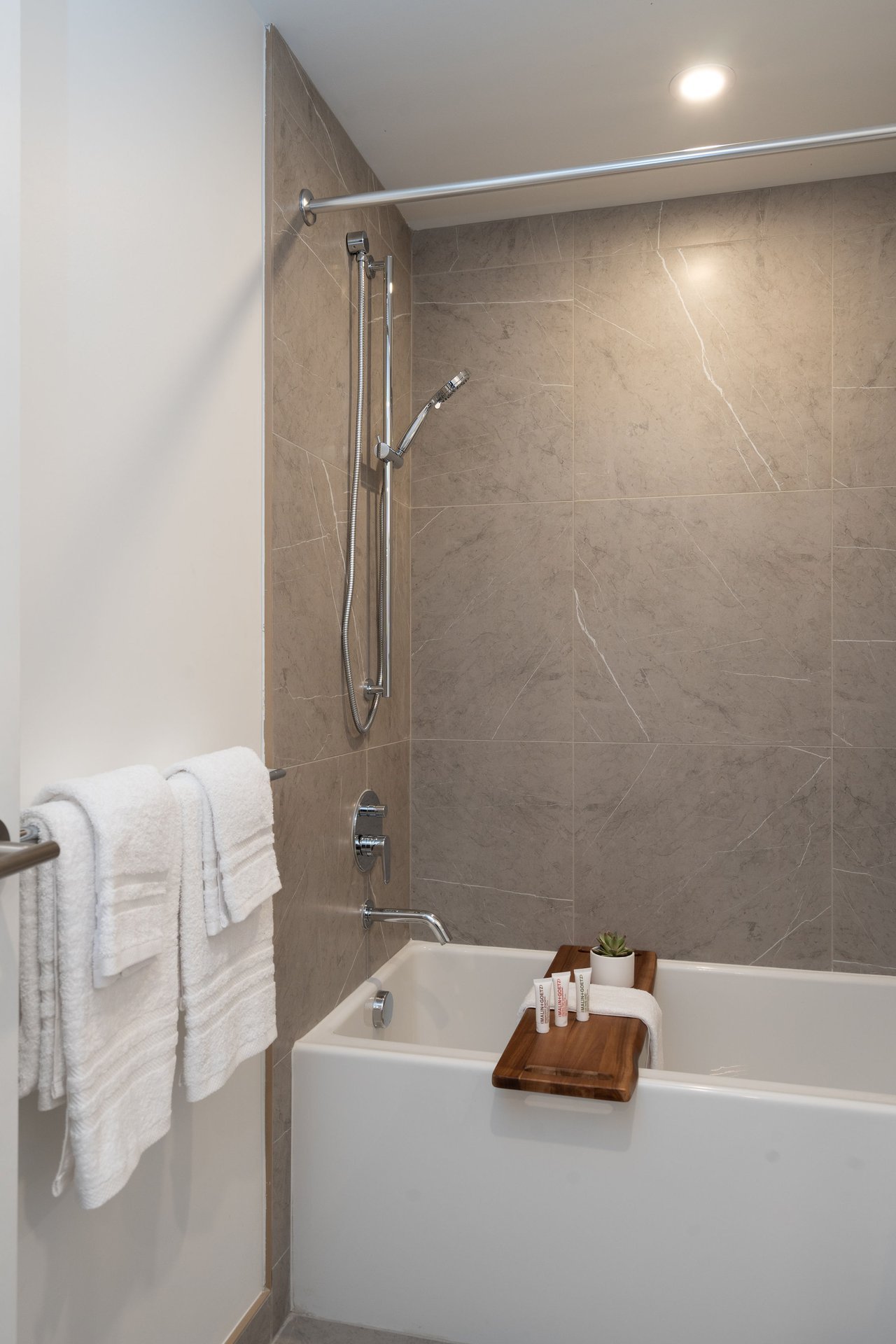 olympic-heights-2 bed -8.jpg