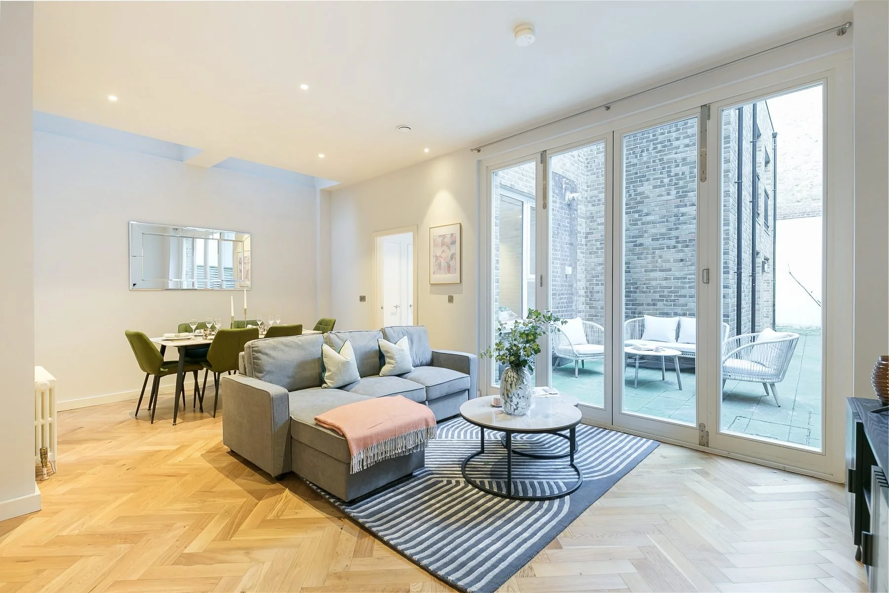 delancey-suites-3bed- (1).jpg