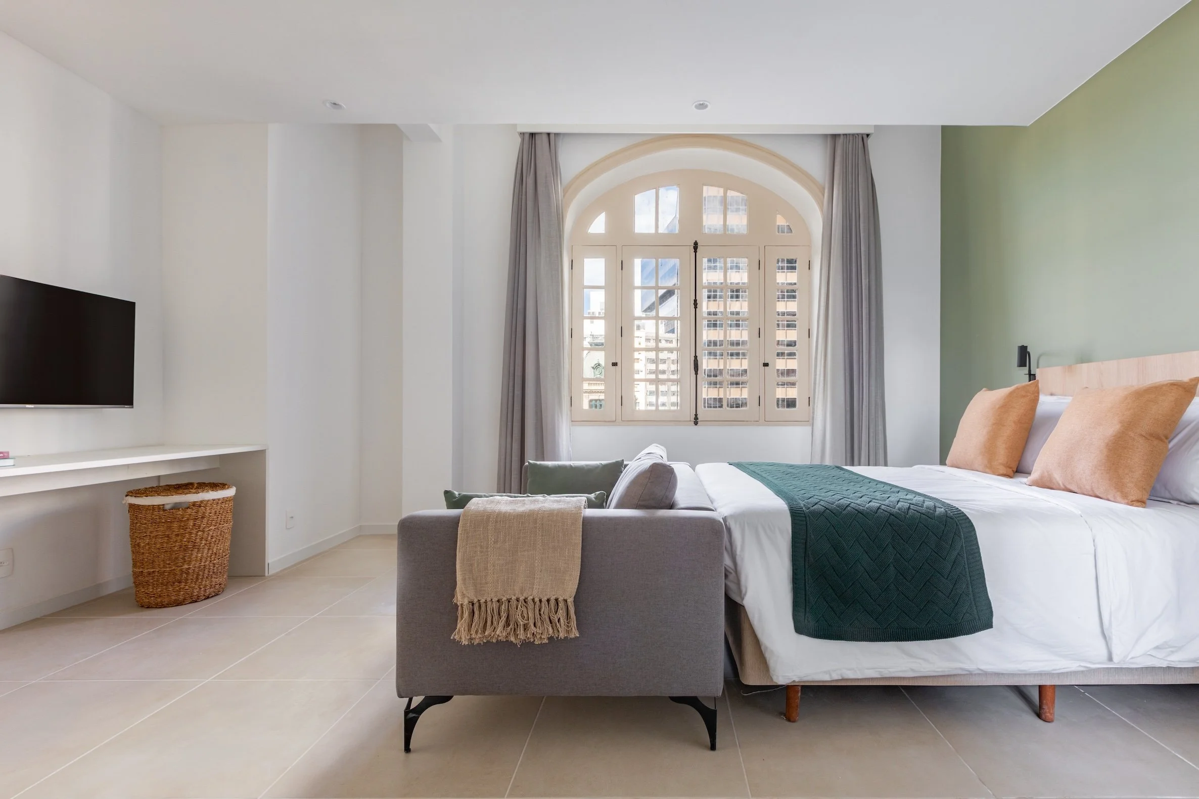 floriano-residences-studio1.jpg
