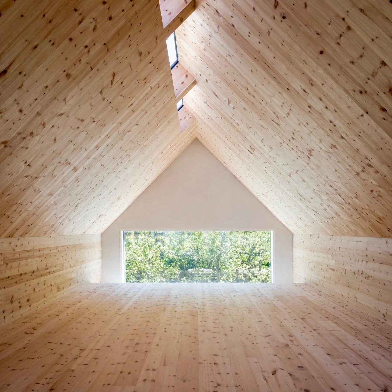 Frühlingserwachen: Ein Yoga-Wochenende im Sutra House bei Basel, mit Elisa Malinverni - AUSGEBUCHT