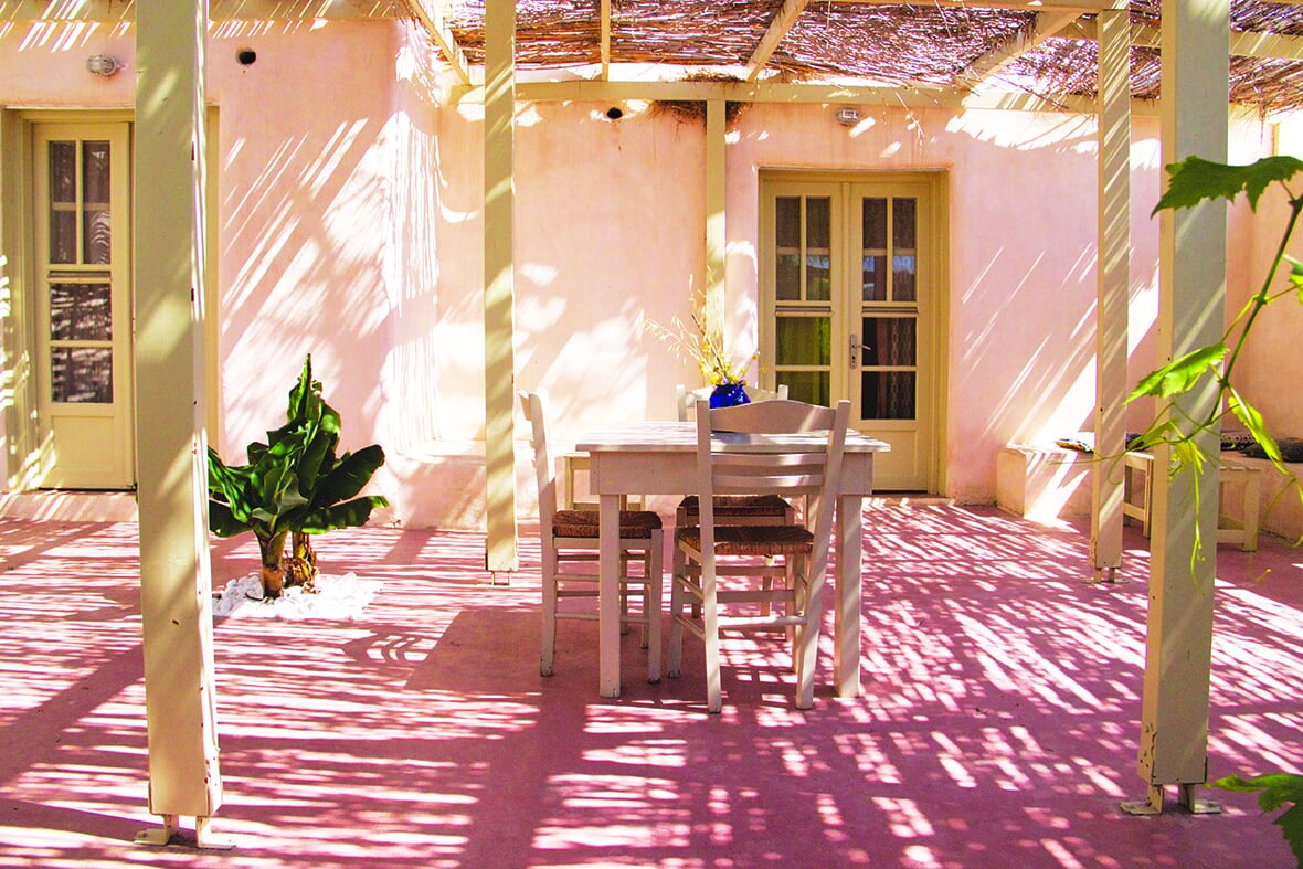 Yogatogo_Paros_Okreblue_Terrasse_02.jpg