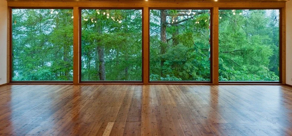 Beleuchte deine Essenz: Ein Yoga-Retreat im Wallis, mit Iona Knieriemen