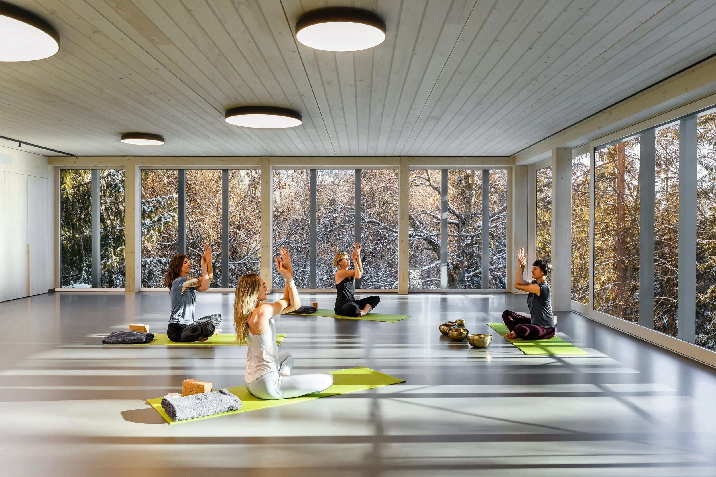 Yoga, Atem und Wellbeing: Eine kurze Auszeit in Flims, mit Meret Hackenberg