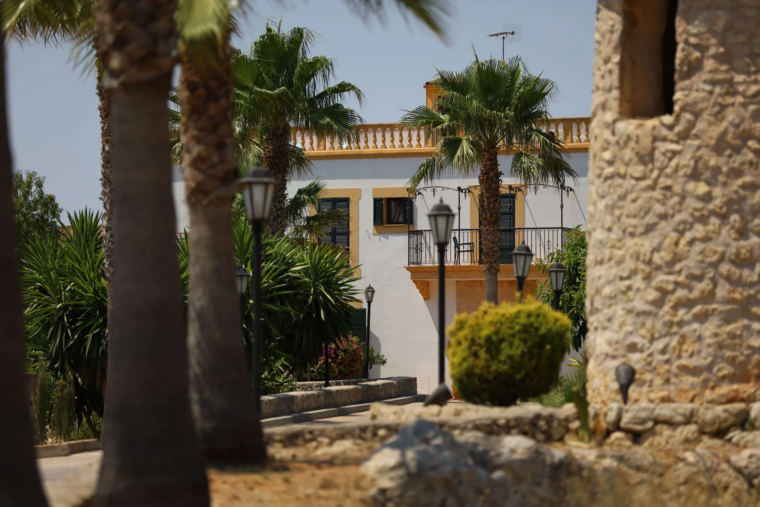 Son Manera Retreat Finca 07 copyright Son Manera.jpg