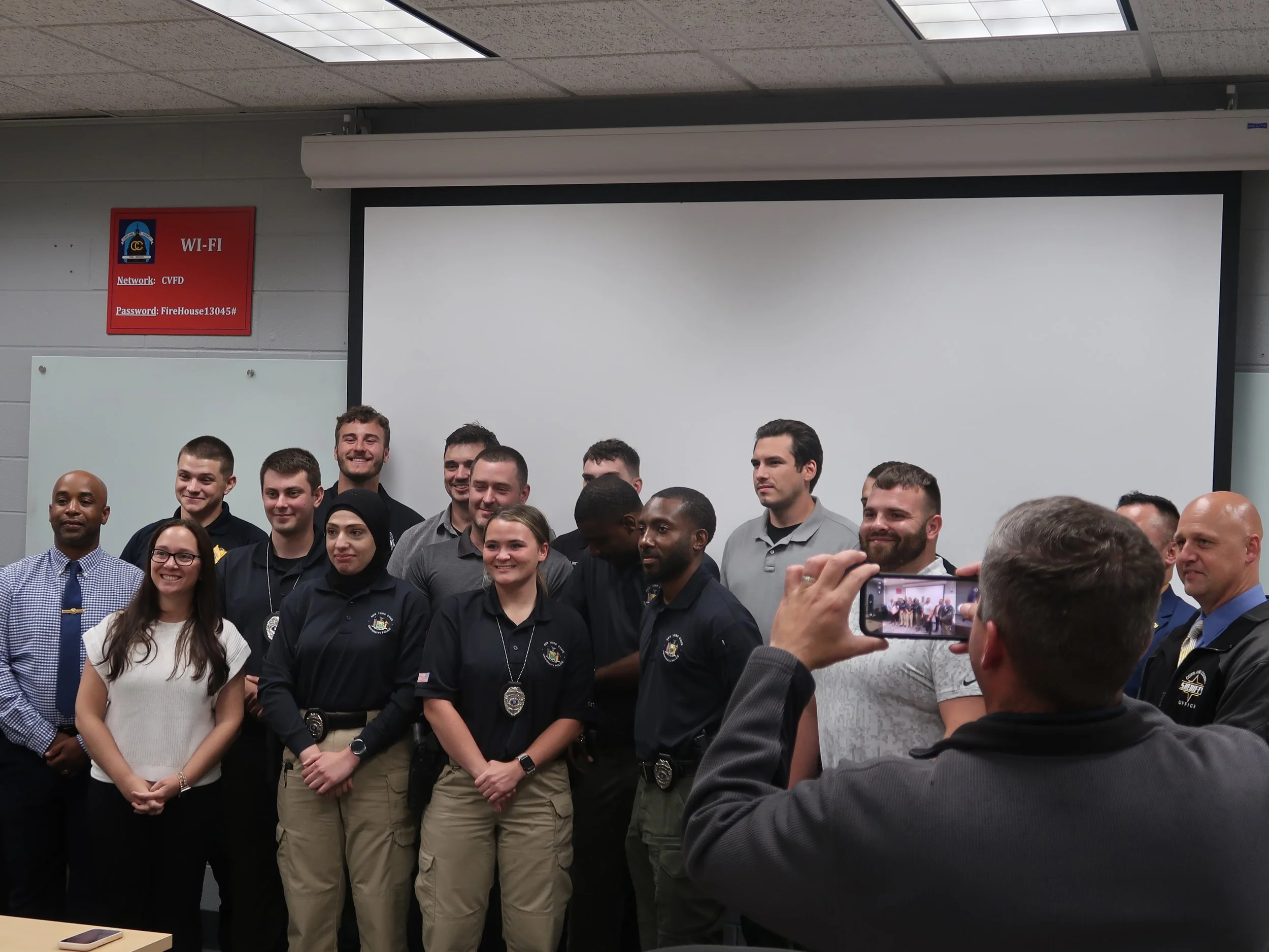 d4f4c49c-2afa-4ad9-a77d-2b4cba50daa7.jpg
