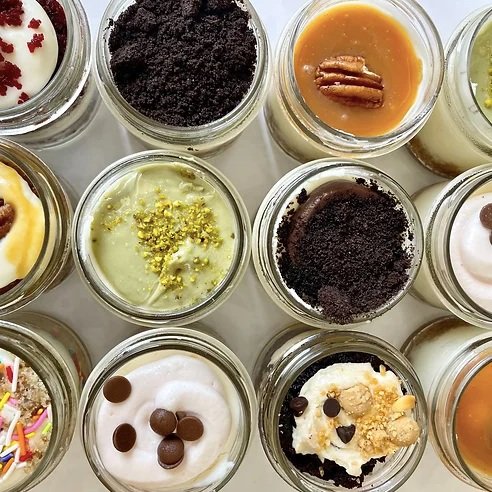 Mini Cakes - Branded!