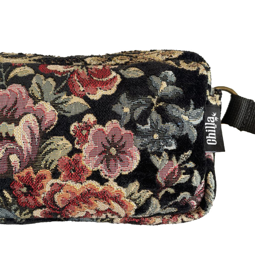 Laurence Pouch from Chilla