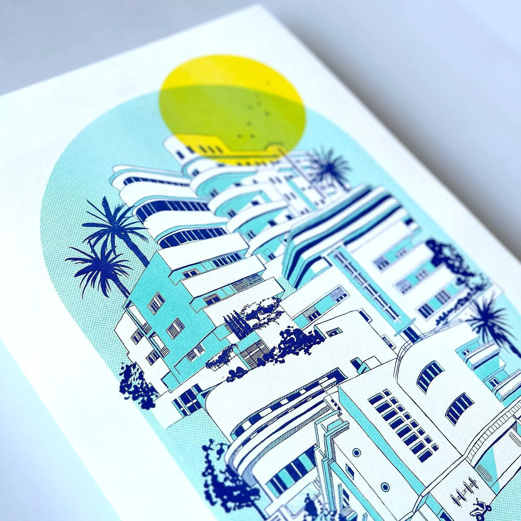 Bauhause-closeup-1Rizo.jpg