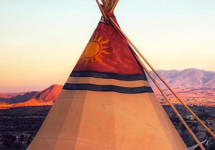 Terlingua tipi Big Bend lodging hotel