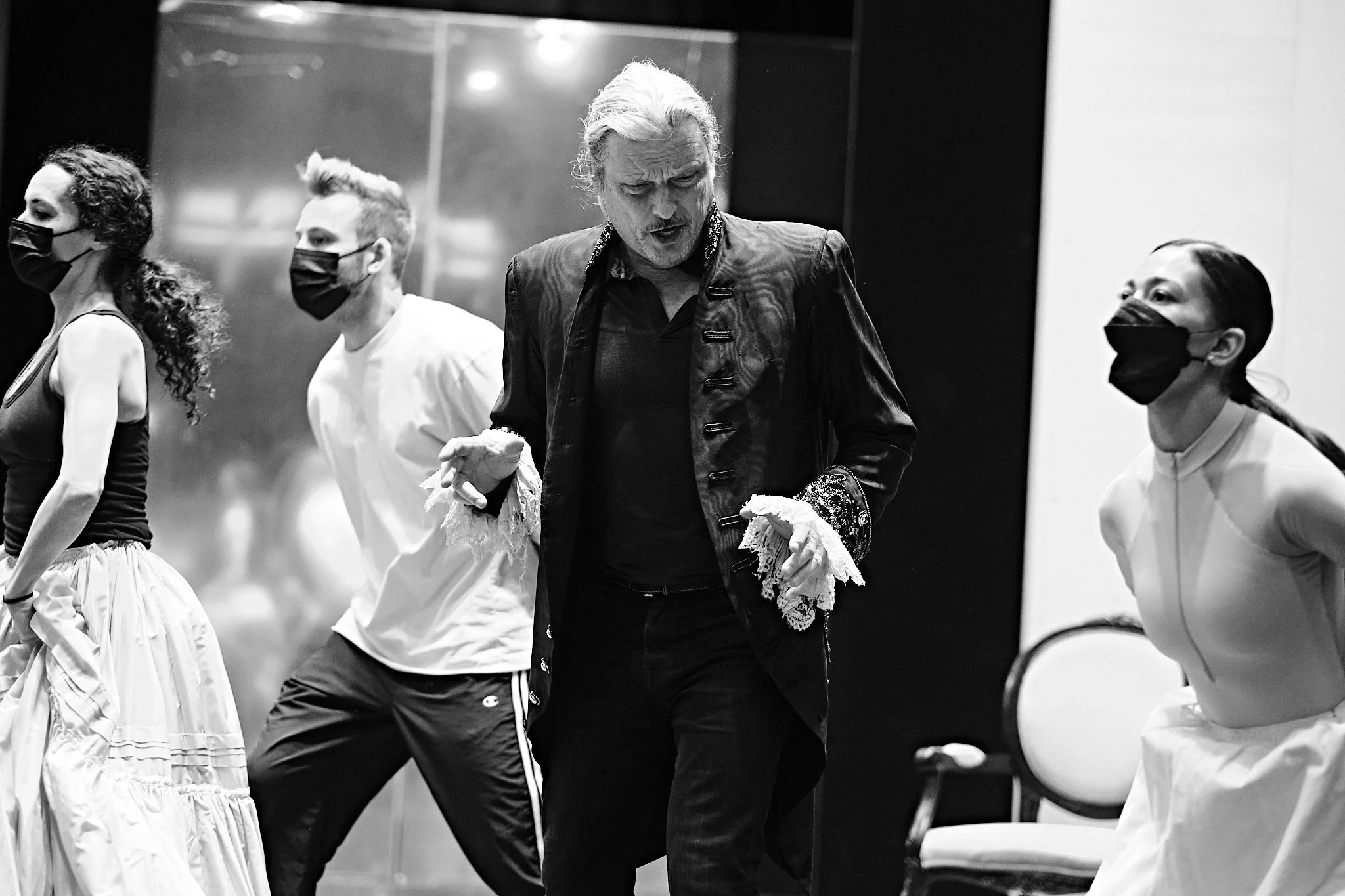 Nicolas Cavallier with dancers (Copy)