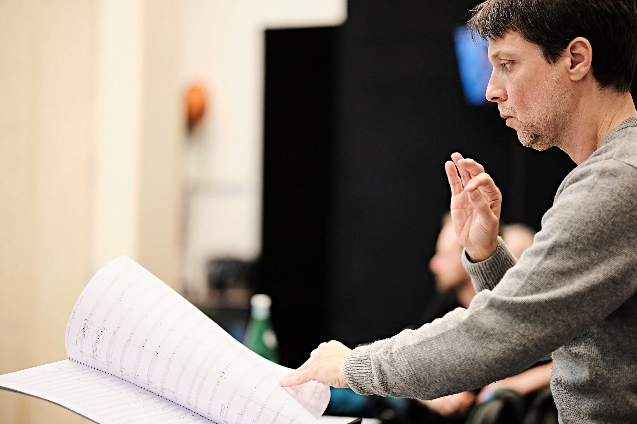 Conductor Roberto Forés Veses (Copy)