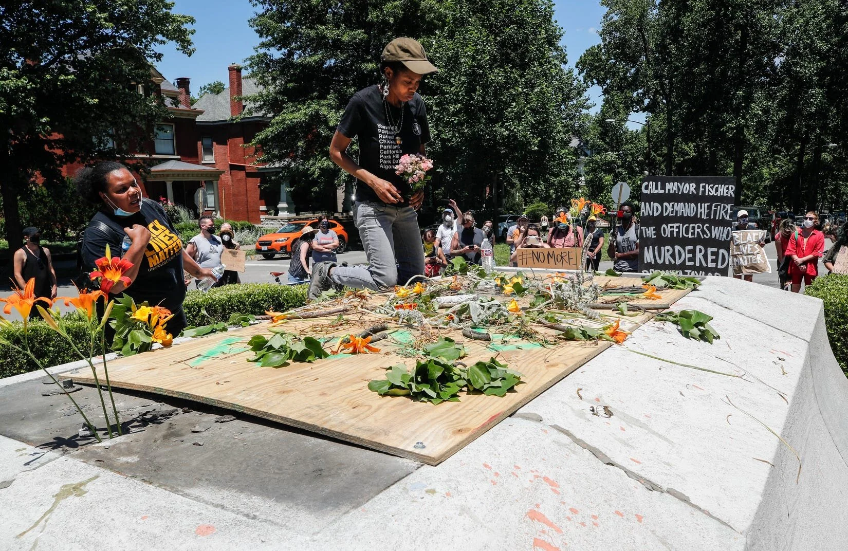 Courier-Journal: Here's what happened at Louisville's Breonna Taylor protests on Thursday
