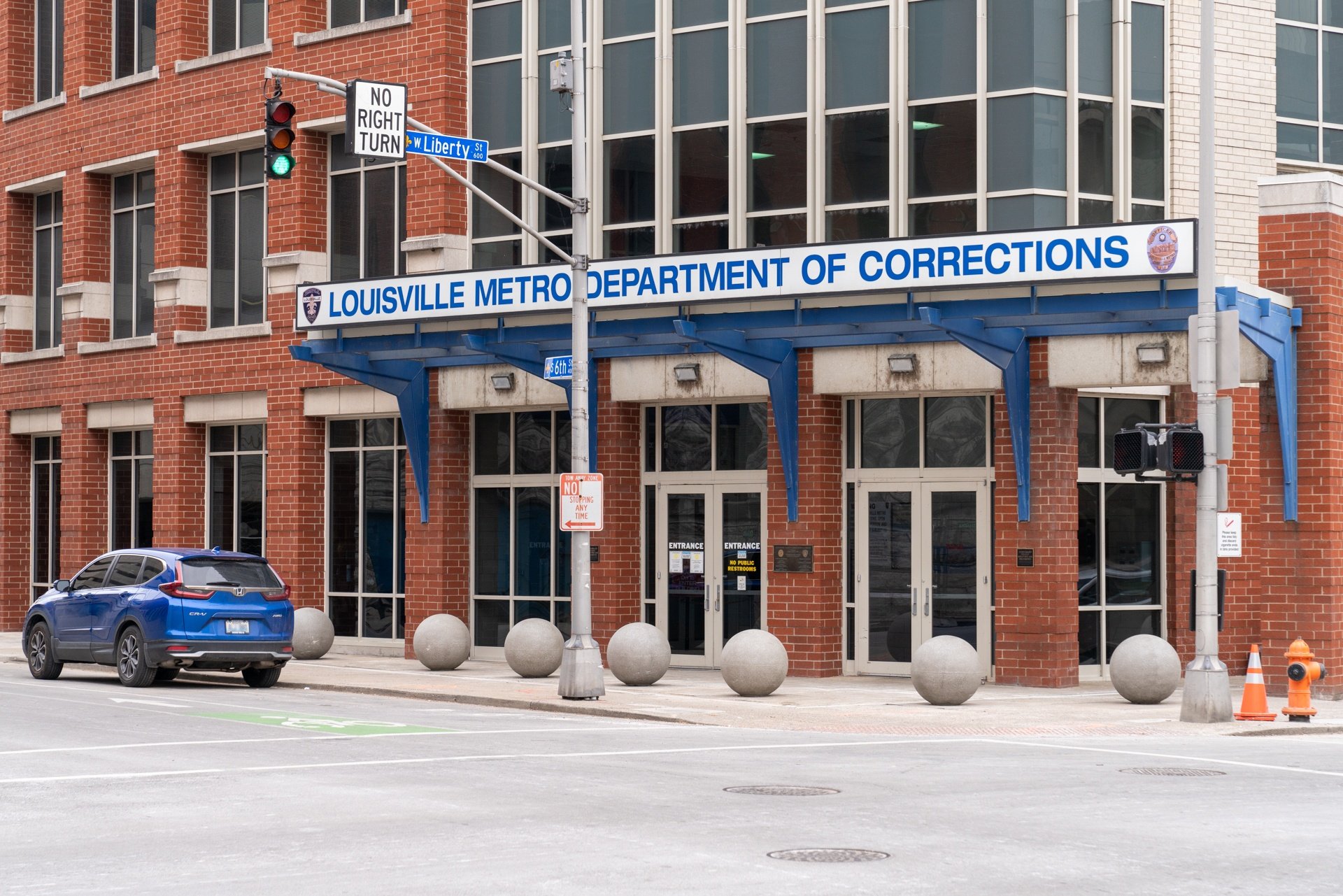 LOUISVILLE METRO DEPARTMENT OF CORRECTIONS