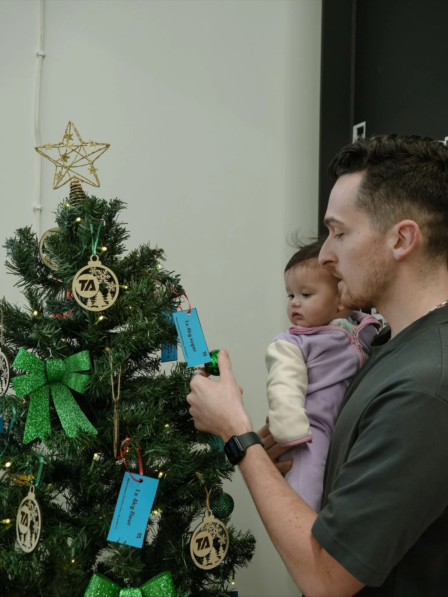 Holiday cheer is in full swing at Thrive 🎄 💫 

This season we&rsquo;re supporting two families through the Christmas Cheer Board, and we&rsquo;d love your help! Pick a tag from the tree, sign your name at the front desk, and bring your item back by