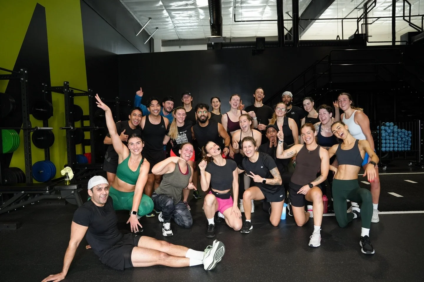 HAPPY SUNDAY THRIVERS‼️

We&rsquo;re wrapping up the year the same way we started it &mdash; by showing up and putting in the work together. 🔥

We&rsquo;ve got some exciting things coming your way this week so keep an eye out. 👀

See you in the eco