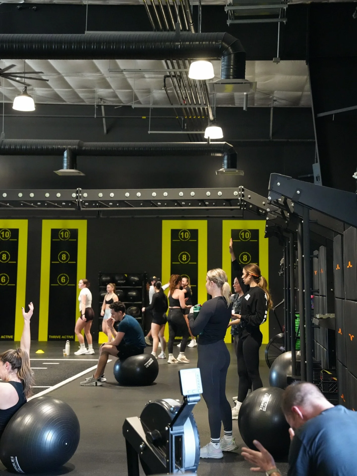 HAPPY MONDAY THRIVERS 🔥

Last week to get those ⭐️&rsquo;s for the Winter Warm Up. The energy in the eco-gym for this challenge has been amazing. We&rsquo;re so proud of everyone for showing up! 

What&rsquo;s coming up at Thrive: 
👉🏼 BABY + ME is