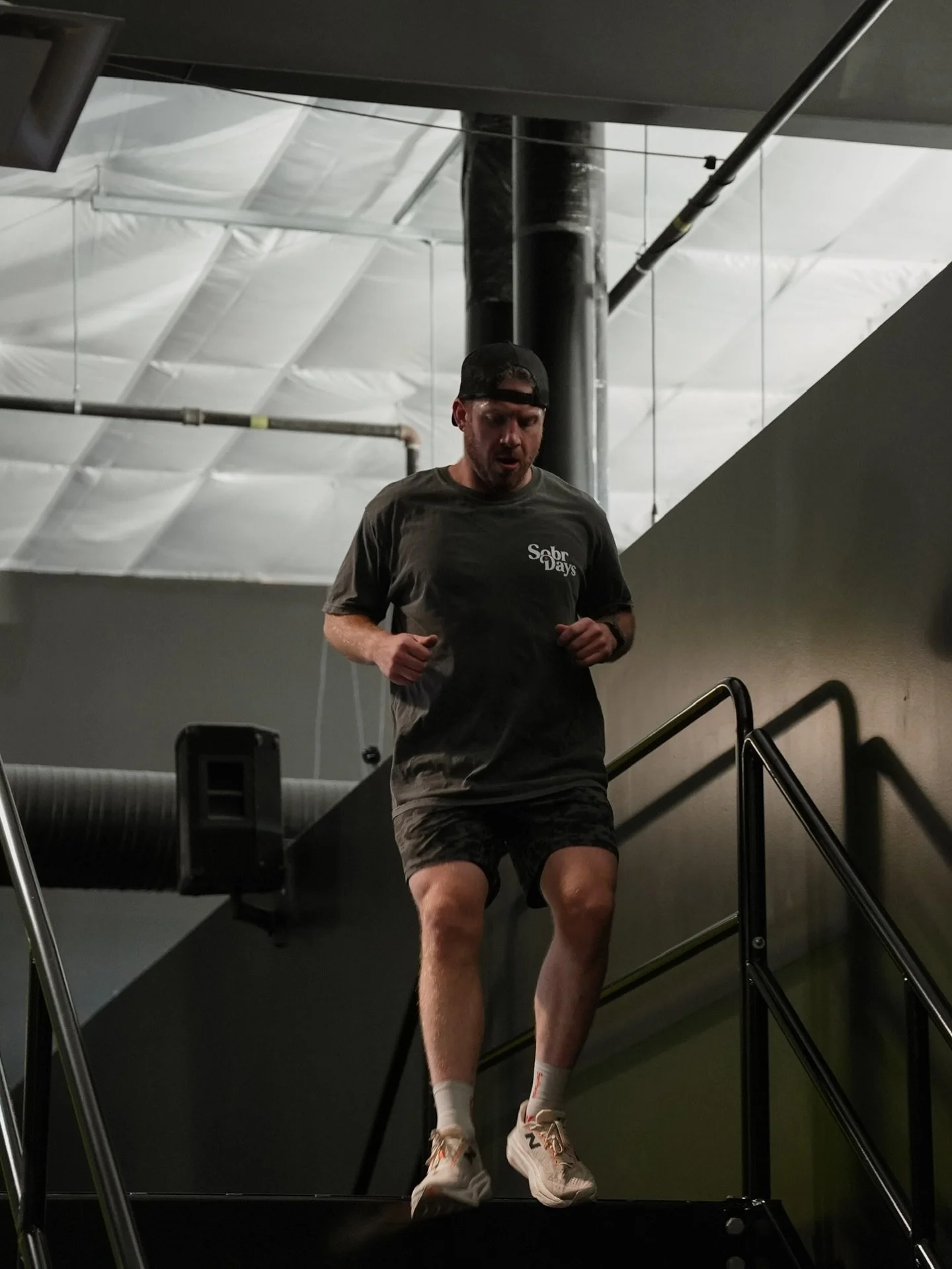 New week. Warmer weather. Let&rsquo;s go! ☀️ 

We have so many exciting things happening!
👉🏼 The Thrive Holistics program begins May 1st. Don&rsquo;t miss your chance to join! There is still time to book a discovery call and check your coverage. 📞