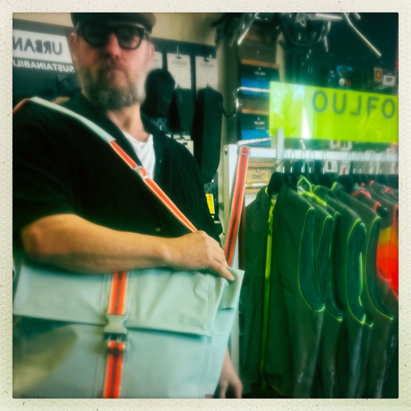 It&rsquo;s important to be seen! Ride in Style #gofluo  #cyctervuren #tervuren