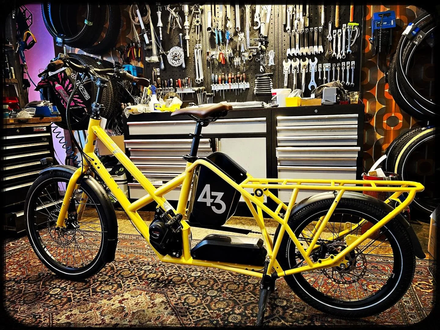 Let&rsquo;s work a bit on this one :)
#bike43 #cyctervuren #longtail #cyc #cycling