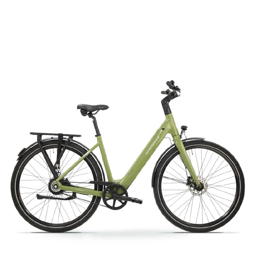 SUBURBAN N2@3x-100.jpg