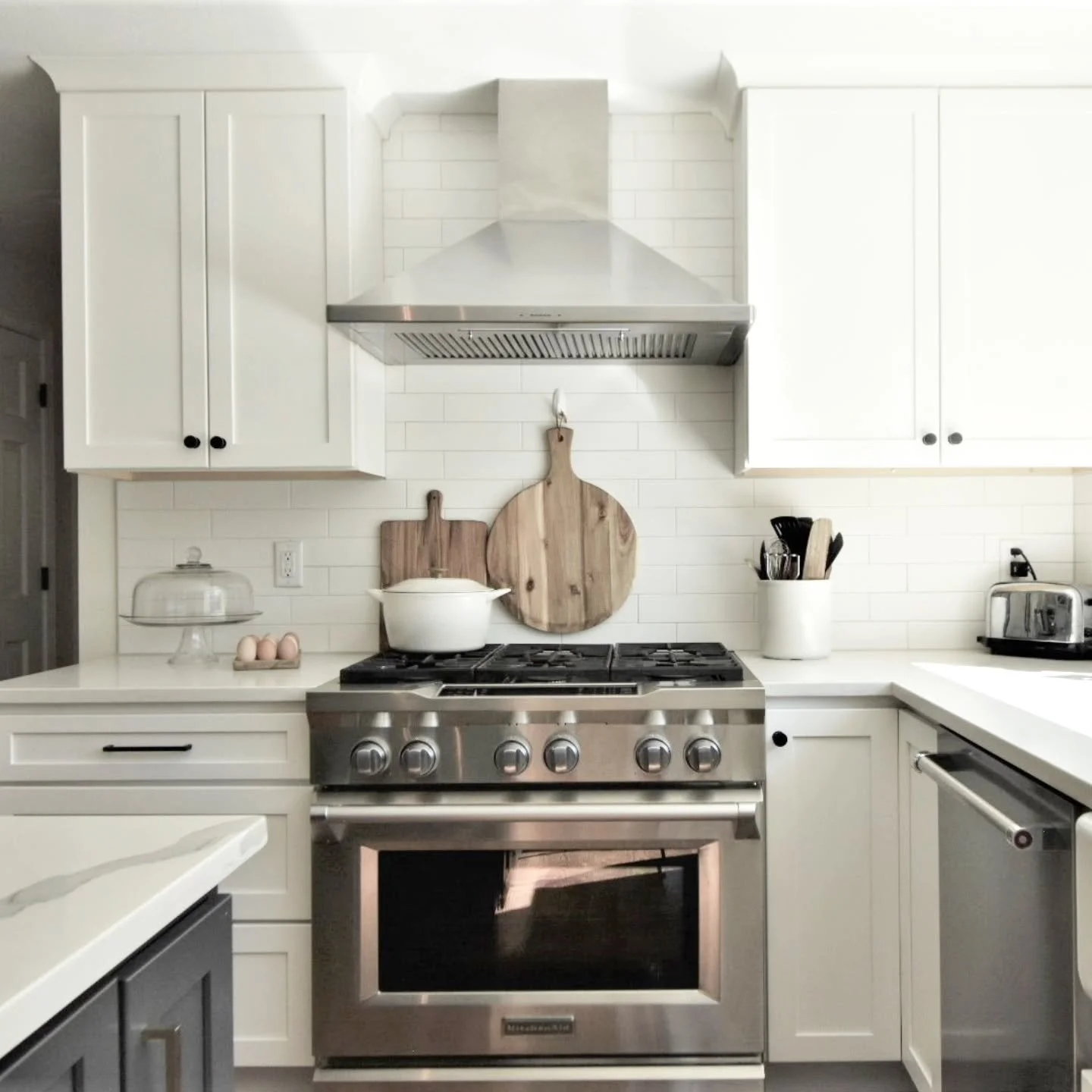 This remodel was one of our favorites-wonderful clients and a satisfying project🖤 What more can you ask for?