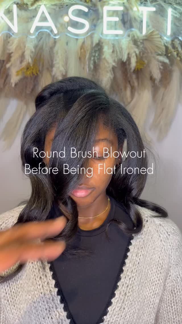 “This blowout transformation is all about technique—sectioning, tension, heat control, and brushwork. Every step is detailed in By Nasetia, so you can recreate results like this on any texture.”
📖 My full method drops in 2 days.
?
