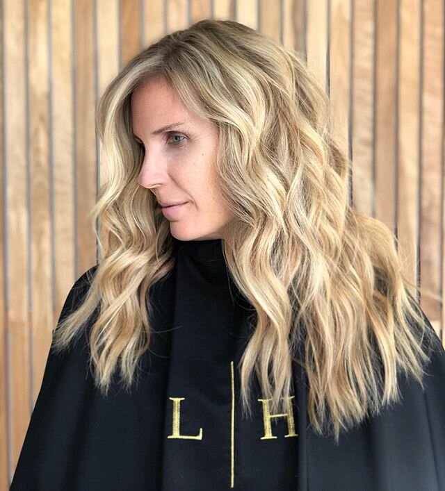 How fun to have all the Love|Heyden girls working together to create this gorgeous blonde refresh. Mary is wearing one row of hand tied extensions to give some length and fullness &bull;&bull;&bull;&bull;&bull;&bull;&bull;&bull;&bull;&bull;&bull;#gil