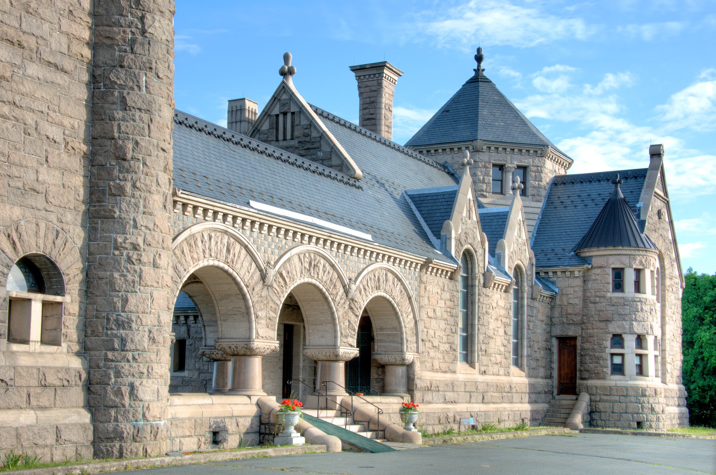 The Gardner Earl Memorial Chapel and Crematorium