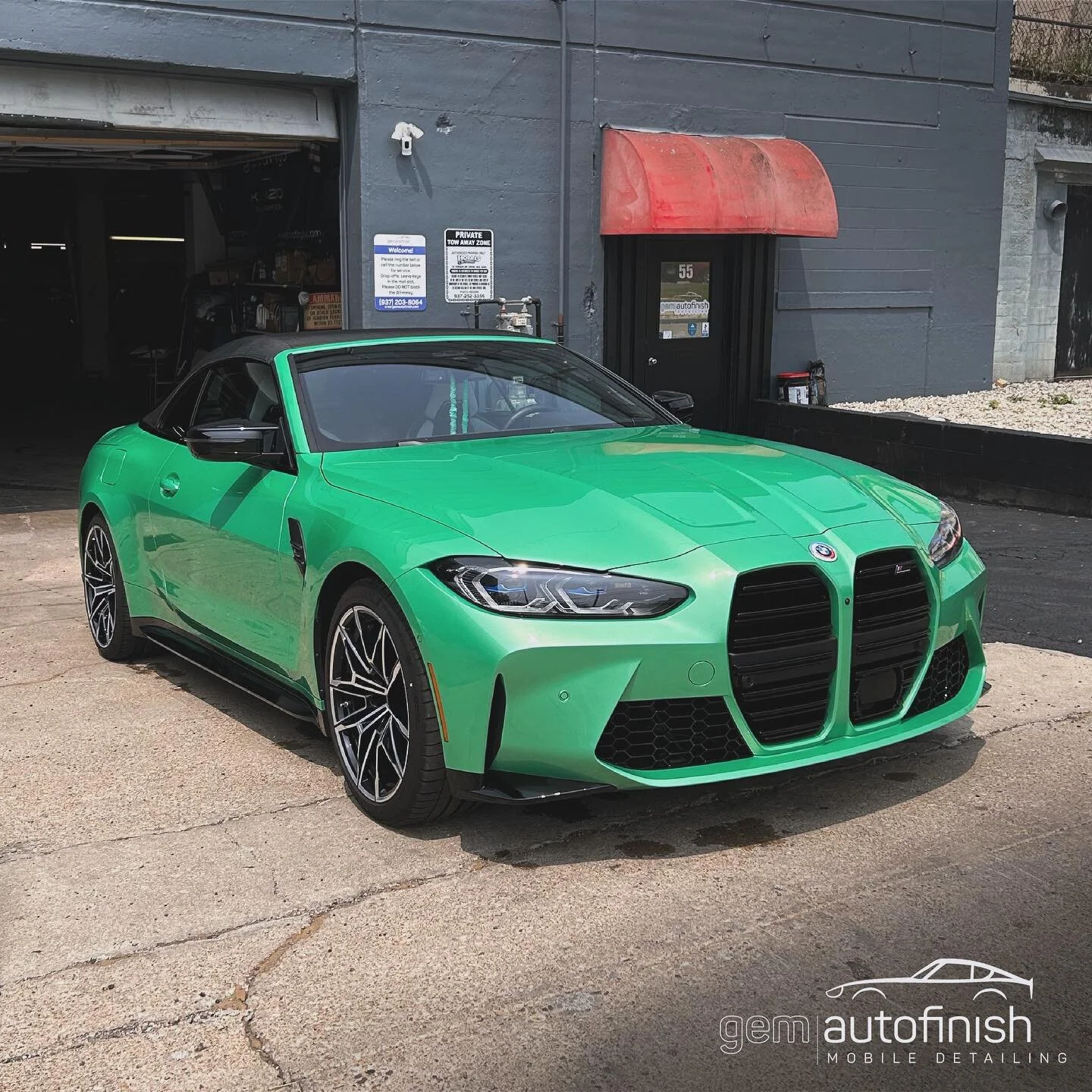 Had a ceramic coating client reschedule for this coming week and are looking to fill availability. Give us a call to get in the calendar! #auto #detailing #gemautofinish #bmw #m4 #convertible #dayton #ohio