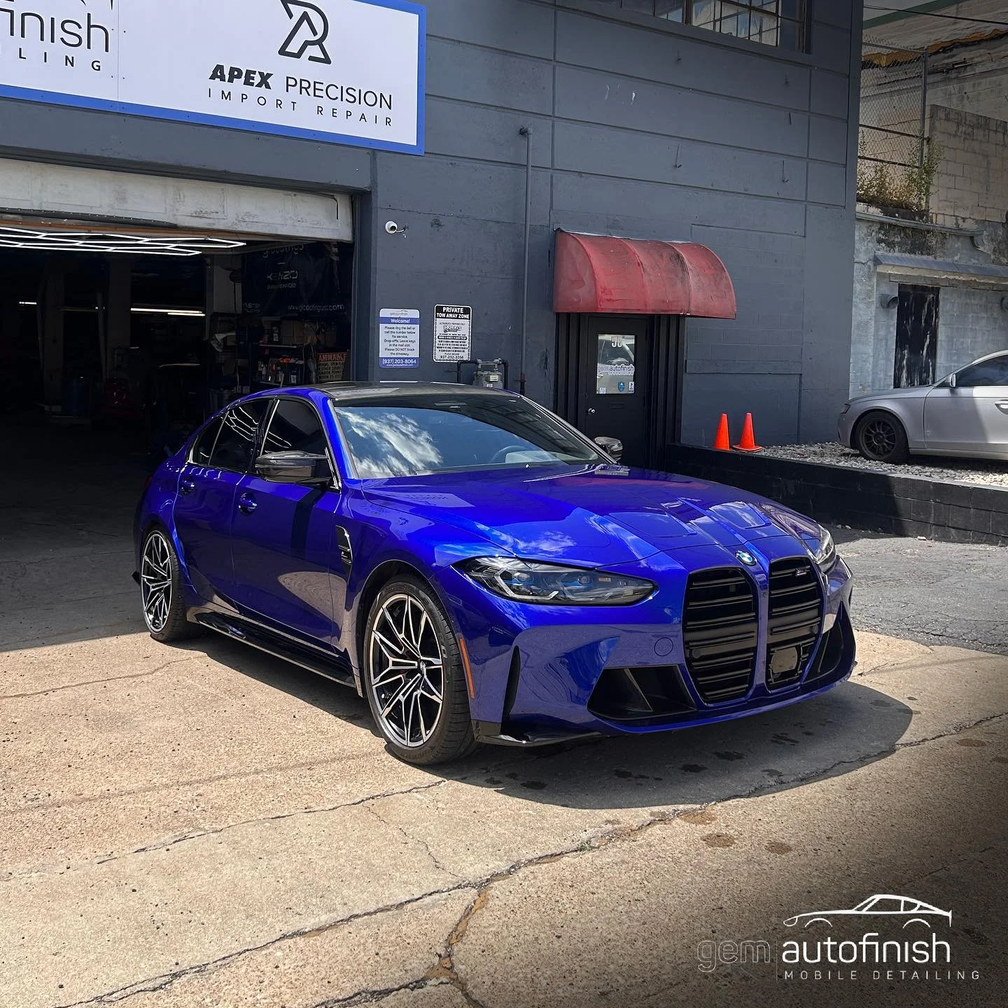 We loved getting to work on this stunning G80 M3! Message us today to inquire about maintenance washes!⁣
⁣
#auto #detailing #bmw #g80 #m3 #gemautofinish #blue