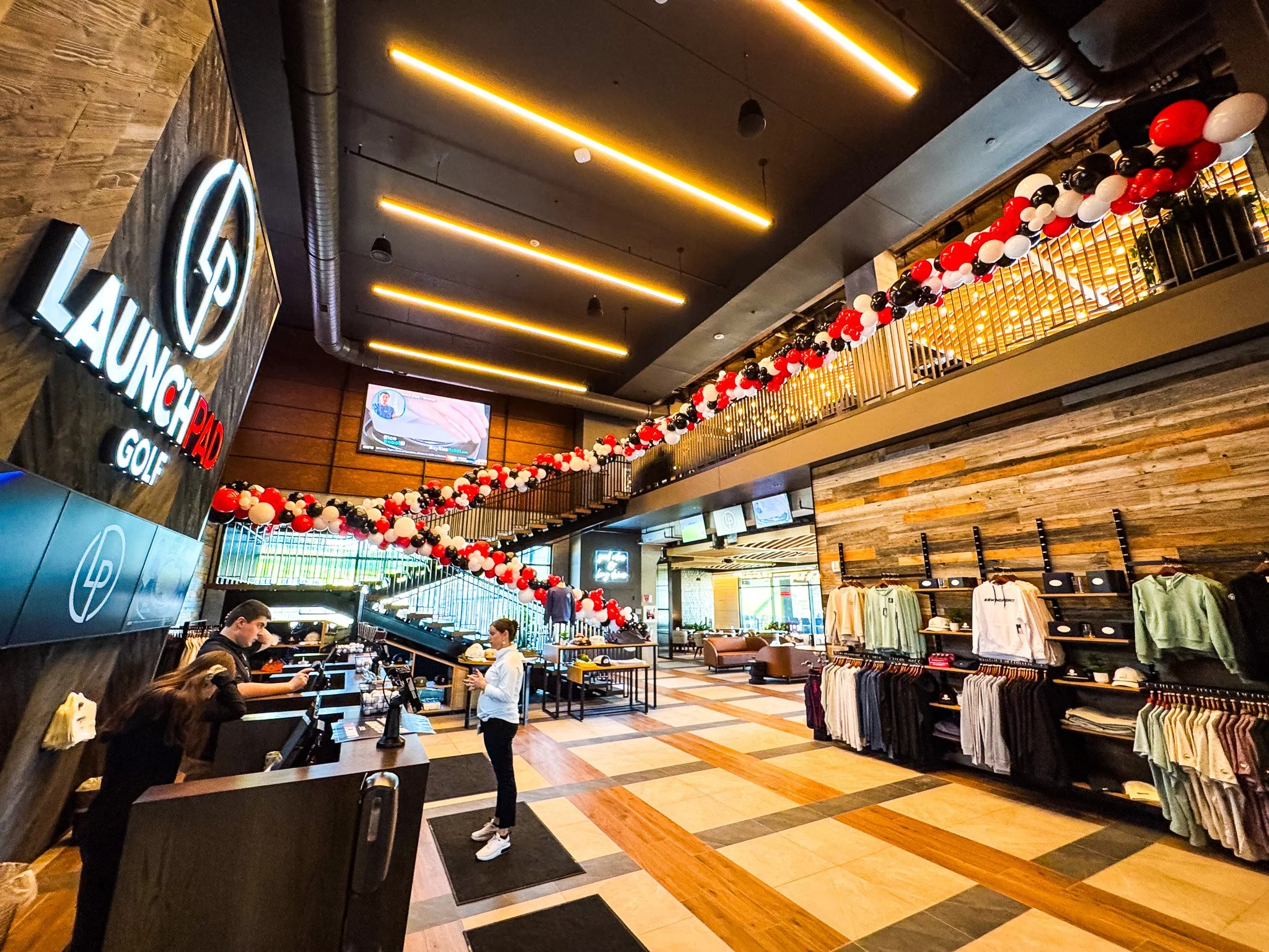 Custom Balloon Garland - Boxwood Rose - LaunchPad Golf