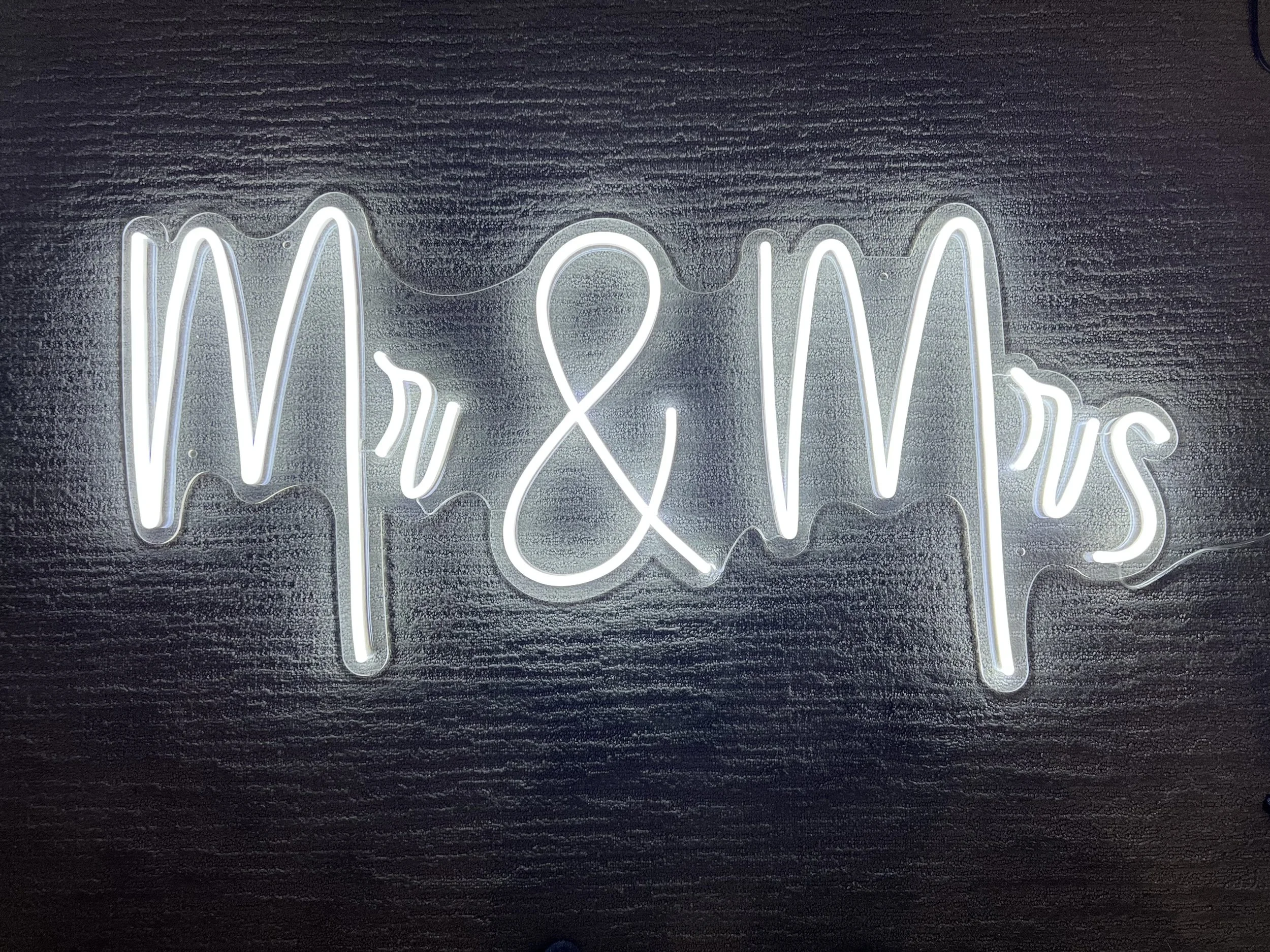 ‘Mr & Mrs’ Neon Sign Rental - MN & WI